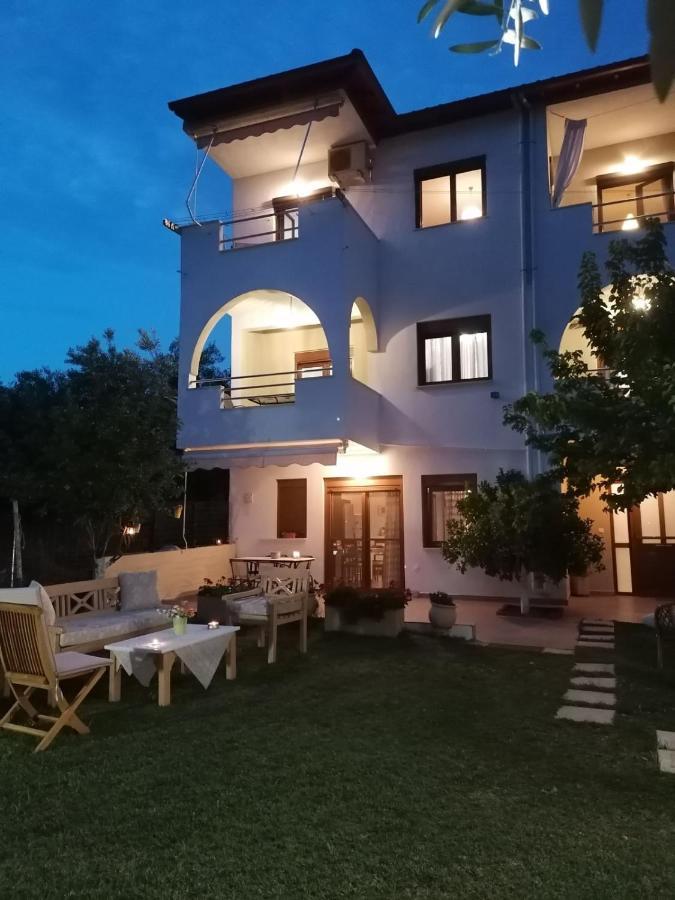 Kali Luxury -garden-gold- Apartment Agios Nikolaos (Chalkidiki)